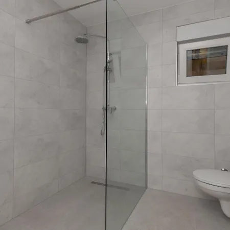 בית נופש Stunning In With Kitchen